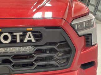 Used 2023 Toyota Sequoia Platinum video 3