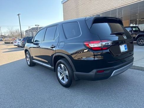 Certified 2025 Honda Pilot EX-L image 2