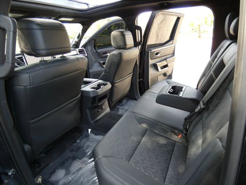 Used 2025 Toyota Tundra Limited image 43