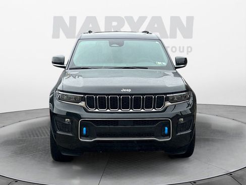 Used 2022 Jeep Grand Cherokee Overland image 3