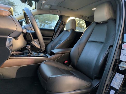 Used 2023 MAZDA CX-30 AWD 2.5 S w/ Premium Package image 16