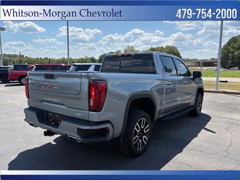 Used 2024 GMC Sierra 1500 AT4 w/ Technology Package AWD/4WD image 5