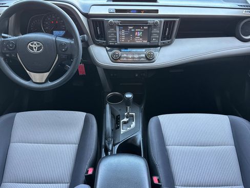 Used 2014 Toyota RAV4 XLE FWD image 16