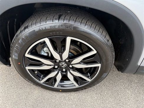 Used 2020 Honda Pilot Elite image 5