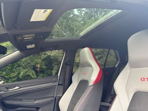 Used 2024 Volkswagen GTI SE w/ SE Leather Seats Package FWD image 3