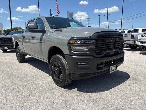 New 2026 RAM 2500 Tradesman AWD/4WD image 8