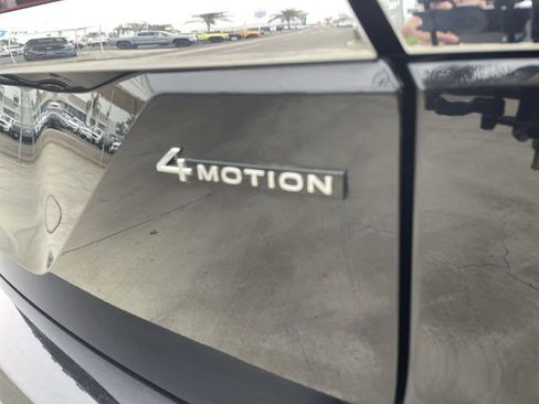 Used 2024 Volkswagen Atlas SE image 31