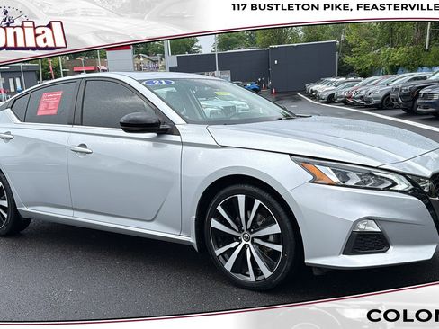 Certified 2021 Nissan Altima 2.5 SR w/ SR Premium Package FWD image 1