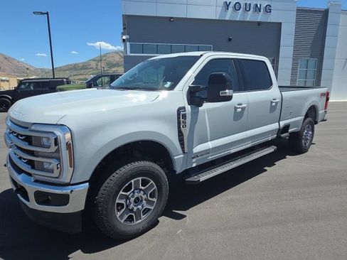 New 2026 Ford F350 Lariat AWD/4WD image 3