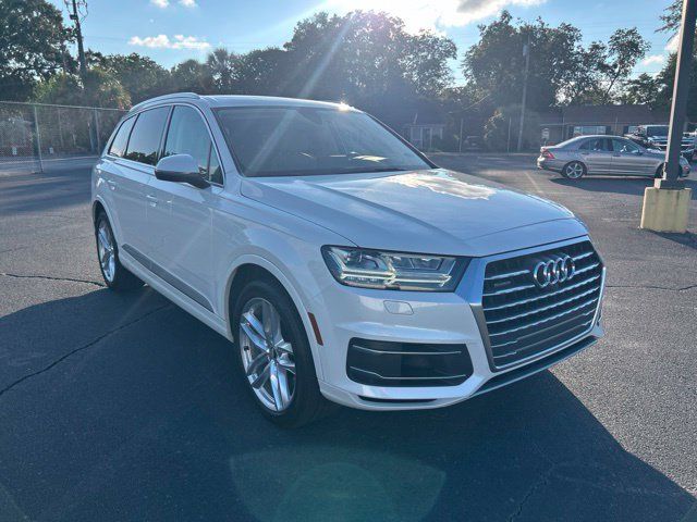 Used 2017 Audi Q7 3.0T Prestige AWD/4WD image 6