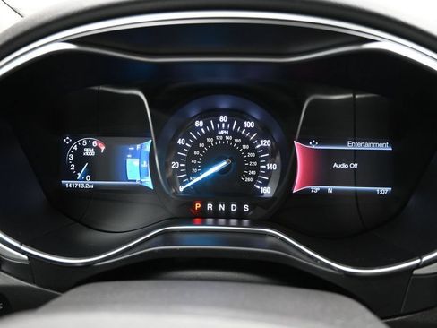 Used 2016 Ford Fusion SE FWD image 15