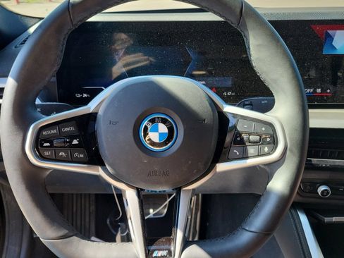 Used 2025 BMW i4 xDrive40i w/ M Sport Package AWD/4WD image 6
