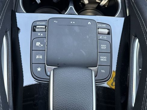 Used 2023 Mercedes-Benz GLE 450 4MATIC image 25
