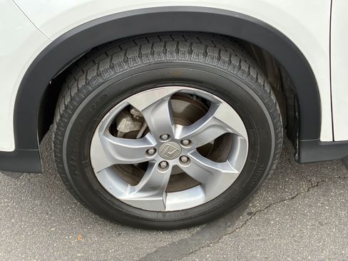 Used 2018 Honda HR-V LX image 13