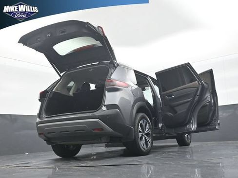 Used 2023 Nissan Rogue SV w/ SV Premium B Package FWD image 29