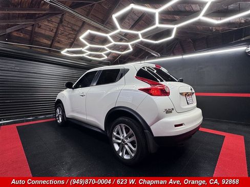 Used 2013 Nissan Juke SV FWD image 4
