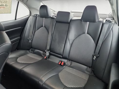 Certified 2019 Toyota Camry SE image 13