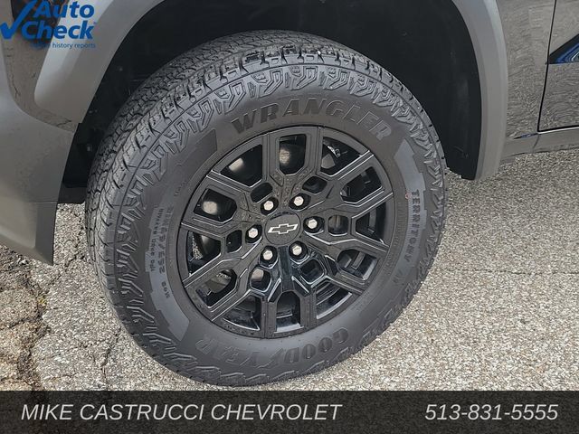 Used 2024 Chevrolet Colorado Trail Boss w/ Advanced Trailering Package AWD/4WD image 9