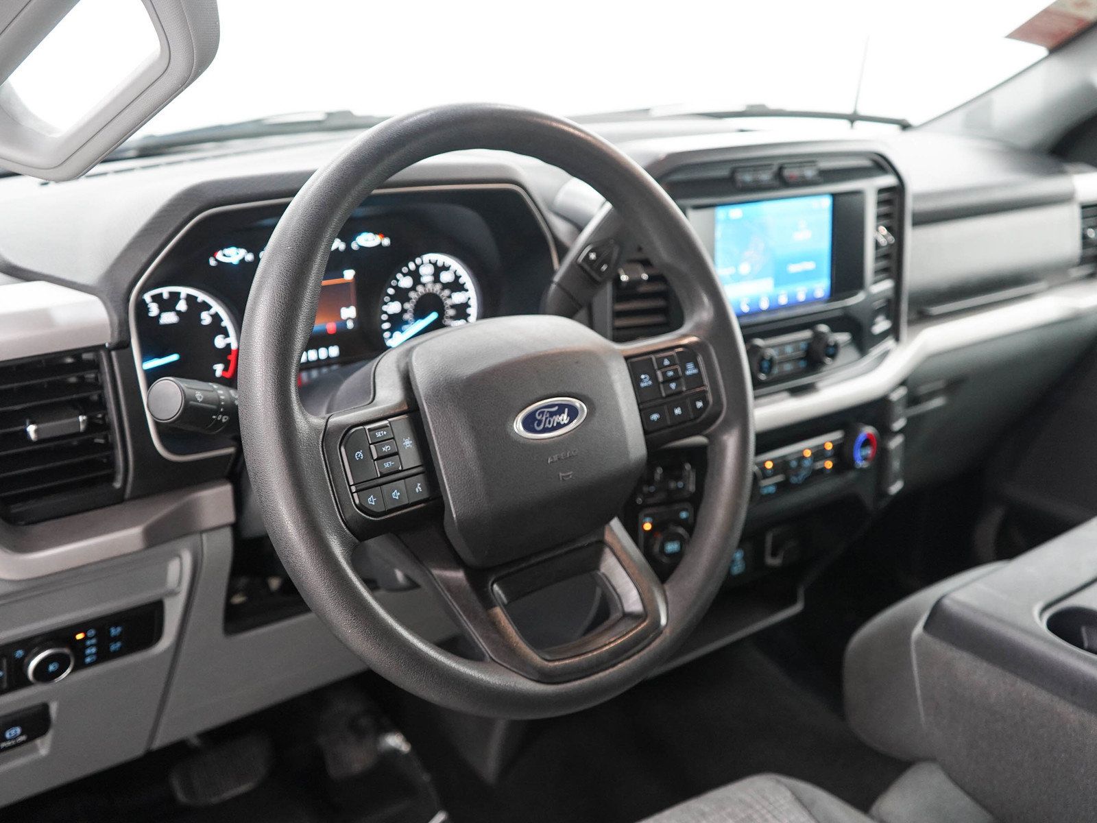 Used 2023 Ford F150 XLT w/ XTR Package AWD/4WD image 20