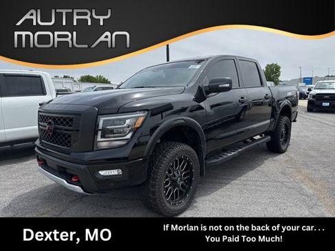 Used 2024 Nissan Titan PRO-4X w/ Pro-4x Convenience Package image 1