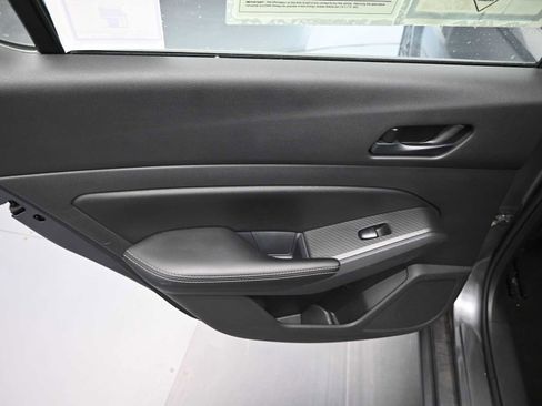 Used 2024 Nissan Altima 2.5 SV image 15