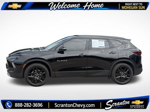Certified 2024 Chevrolet Blazer LT AWD/4WD image 2