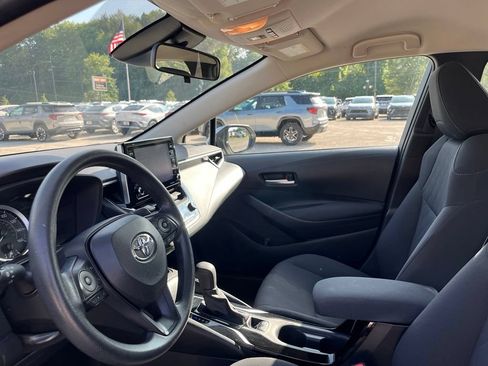 Used 2021 Toyota Corolla LE w/ Carpet Mat Package (TMS) FWD image 20