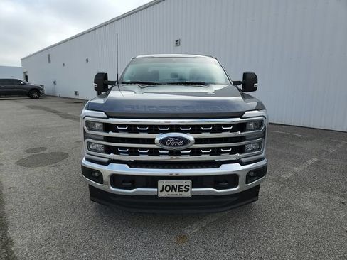 Used 2025 Ford F250 Lariat AWD/4WD image 22