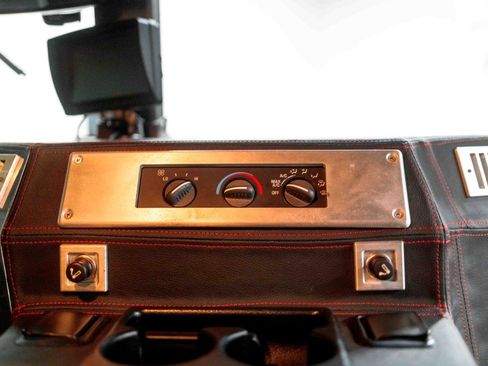 Used 1999 HUMMER H1 4-Door Wagon AWD/4WD image 69