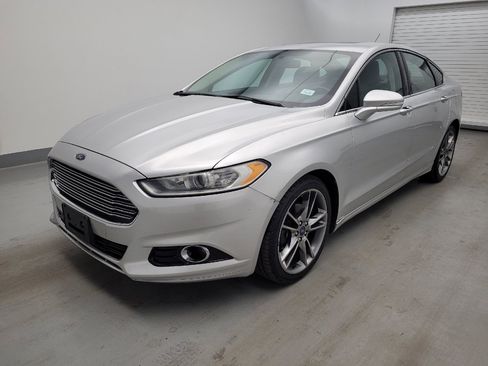 Used 2014 Ford Fusion Titanium FWD image 2