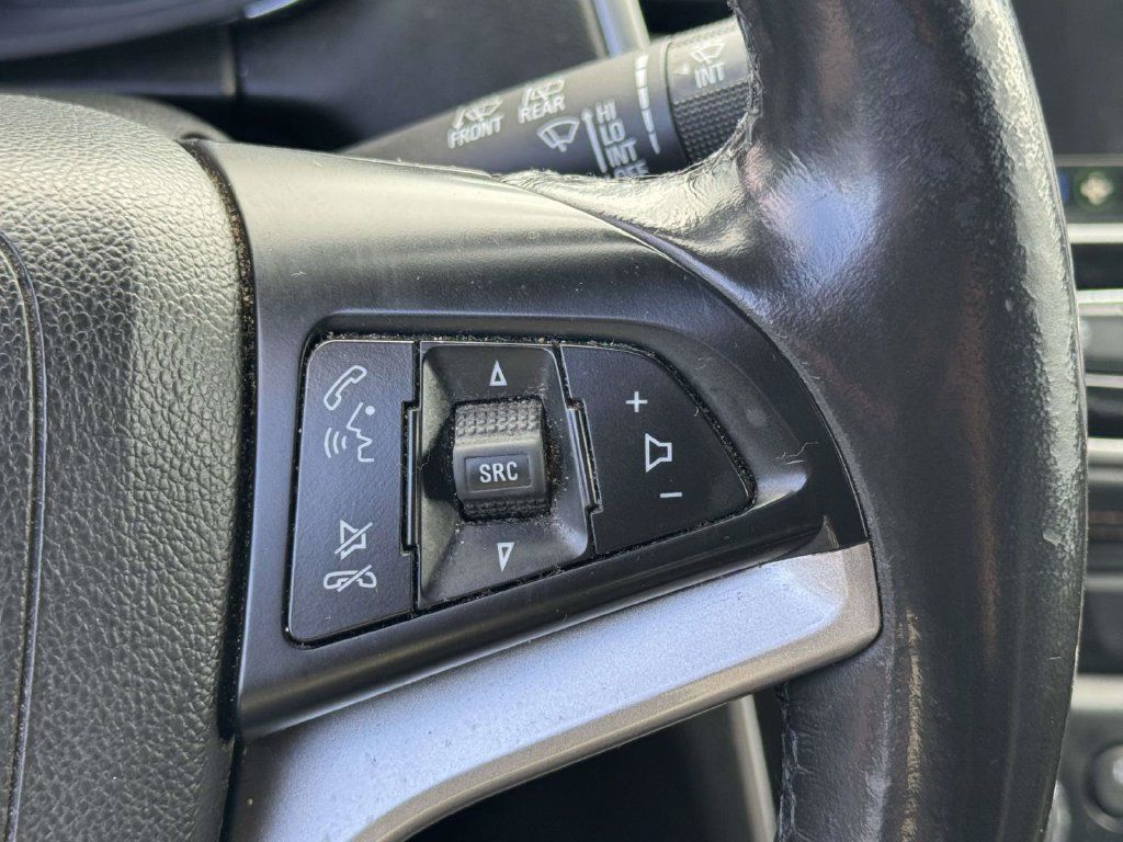 Used 2019 Chevrolet Trax LT w/ LT Convenience Package FWD image 24