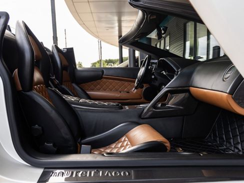 Used 2008 Lamborghini Murcielago LP 640 AWD/4WD image 38