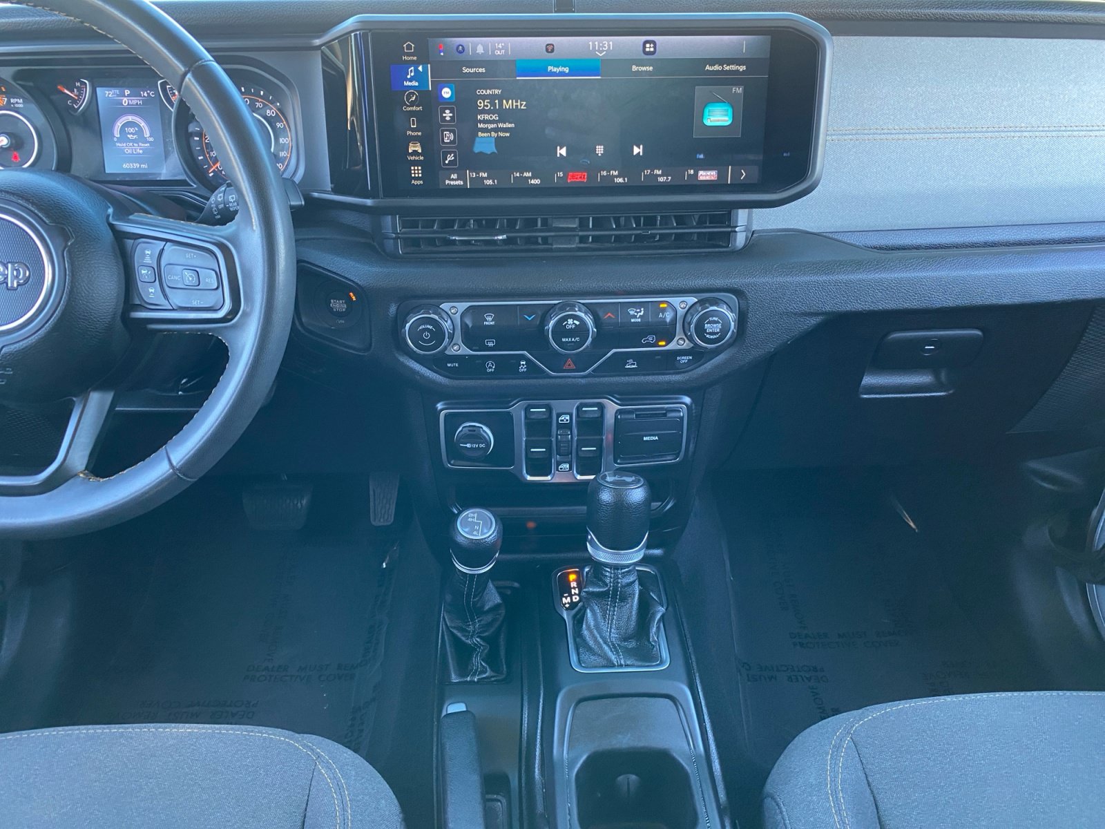 Used 2024 Jeep Wrangler Unlimited Sport AWD/4WD image 11