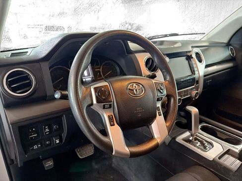Used 2021 Toyota Tundra SR5 AWD/4WD image 4