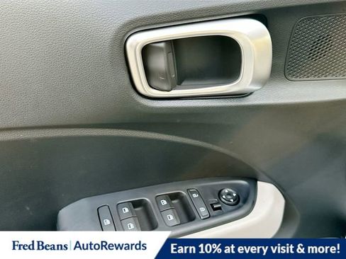 New 2026 Hyundai Venue SEL image 6