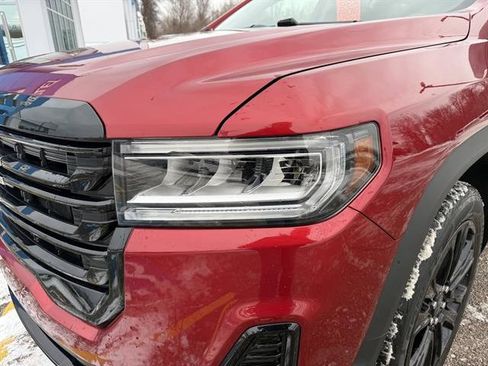 Used 2022 GMC Acadia SLE w/ Driver Convenience Package image 30