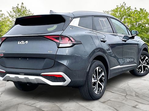 Used 2025 Kia Sportage EX image 13