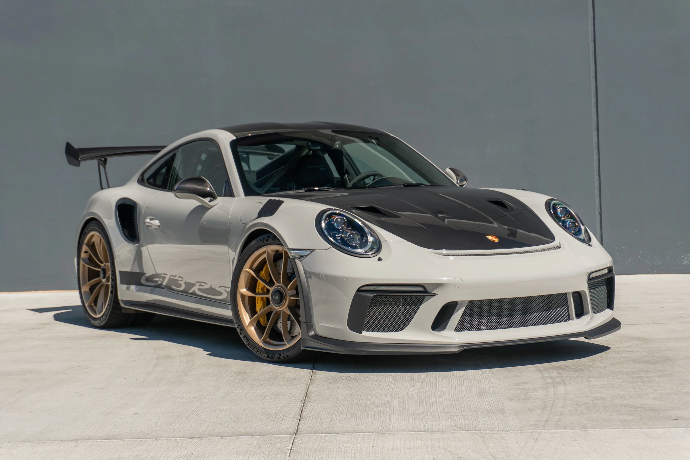 Used 2019 Porsche 911 GT3 RS RWD image 5