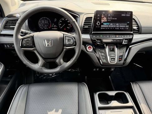 Certified 2026 Honda Odyssey Elite image 12