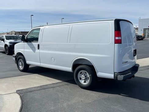 New 2025 Chevrolet Express 2500 w/ Driver Convenience Package RWD image 20
