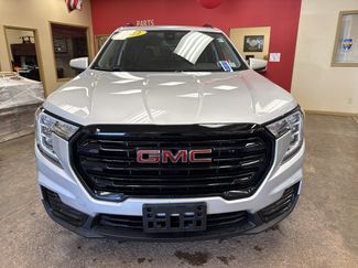 Used 2022 GMC Terrain SLE w/ Driver Convenience Package AWD/4WD video 2