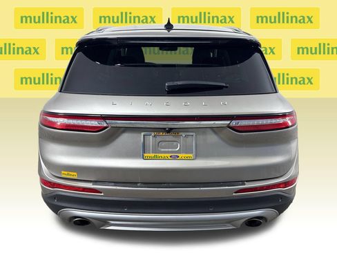 Used 2021 Lincoln Corsair FWD w/ Premium Package image 9