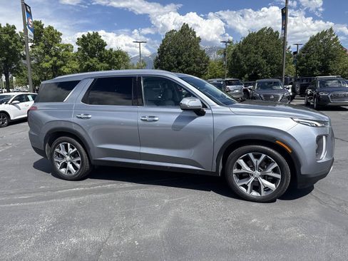 Used 2020 Hyundai Palisade SEL w/ Premium Package AWD/4WD image 4