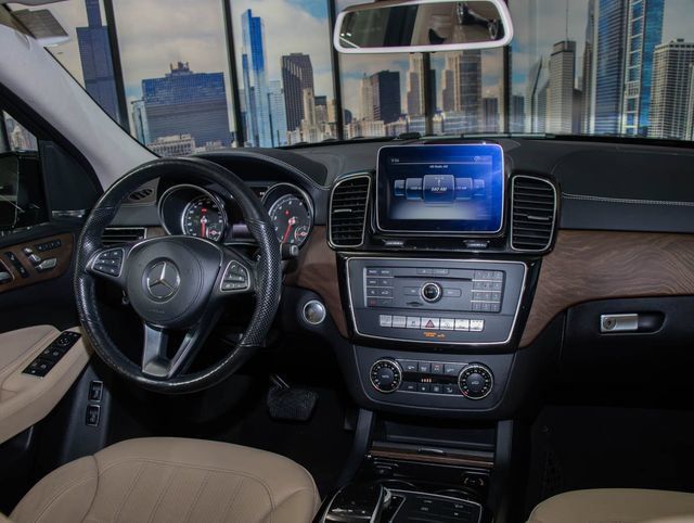 Used 2019 Mercedes-Benz GLS 450 4MATIC image 16
