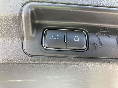 Used 2025 Ford Explorer ST-Line w/ Premium Package image 16