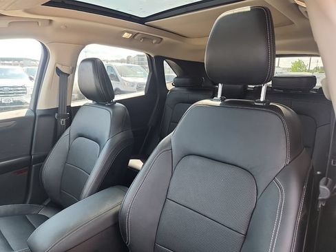 Used 2020 Ford Escape Titanium AWD/4WD image 22