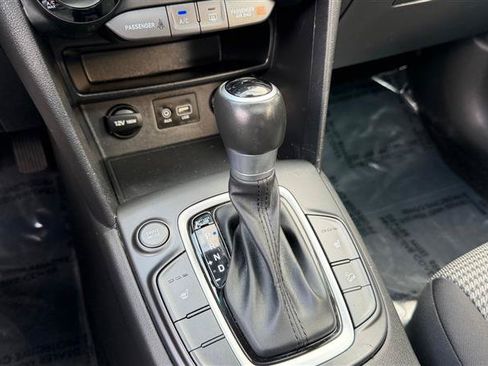 Used 2018 Hyundai Kona SEL w/ SEL Tech Package 02 FWD image 38