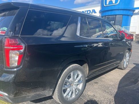 Used 2024 Chevrolet Tahoe High Country image 4