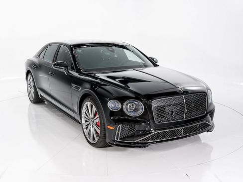 New 2025 Bentley Flying Spur Plug-In Hybrid image 7