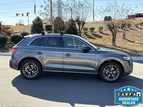 Used 2020 Audi Q5 e Premium w/ Convenience Package image 7